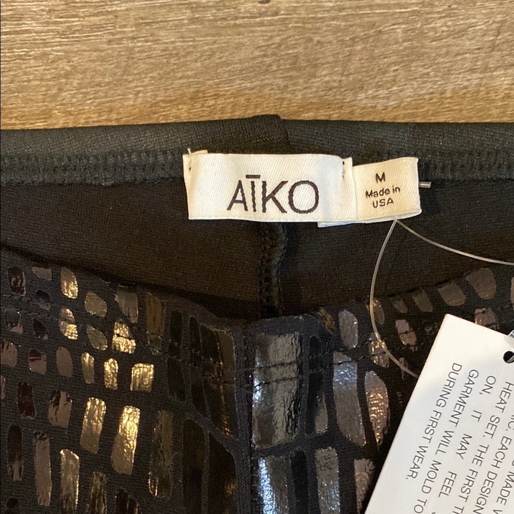 Aiko Black Alligator Leggings - Picture 5 of 13